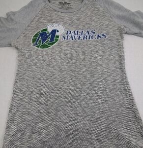 Dallas Mavericks Retro Green Logo Jersey  Sleeve Grey Top Majestic Medium